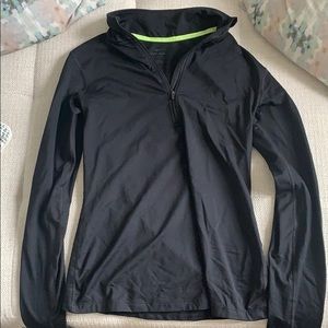 Black nike 1/4 zip